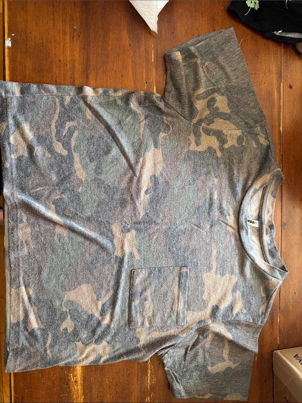 Camo Pocket crop top Tee - Neutral Camouflage